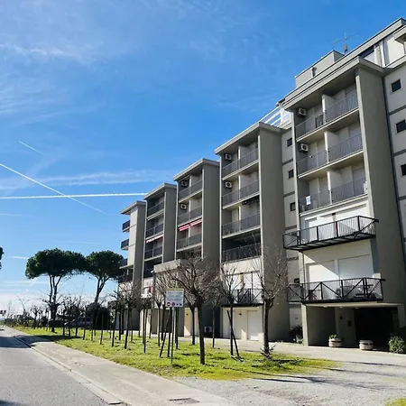 Апартаменты Sea View In